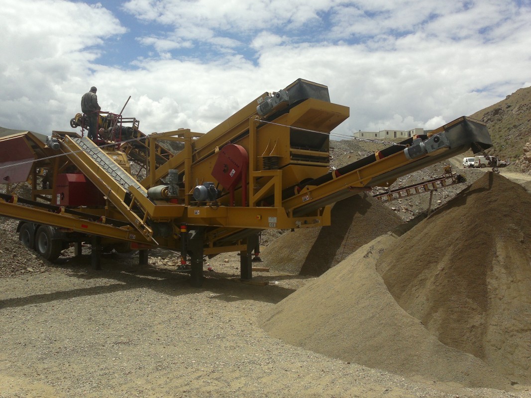 Mobile 150' Tertiary Crusher for Sale